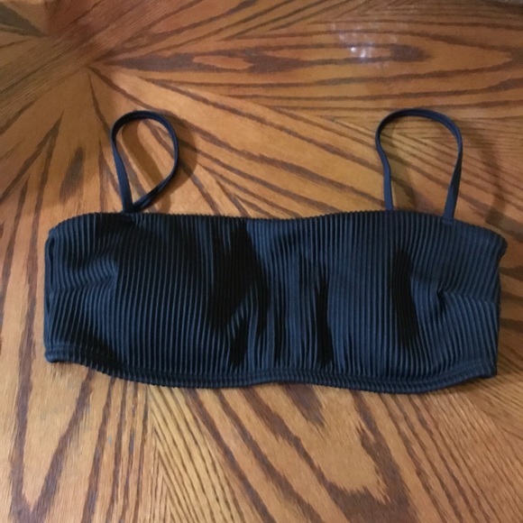 Bikini - Picture 6 of 11